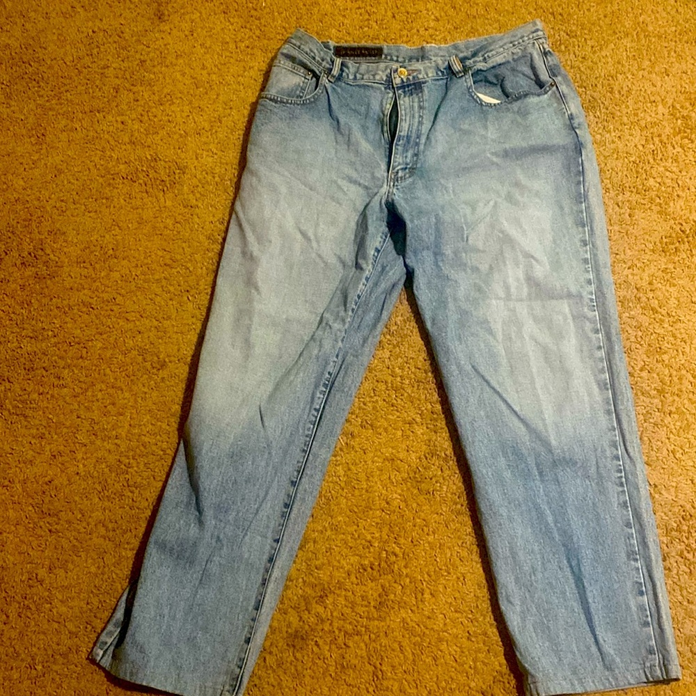 Jhanes barn jeans brand new